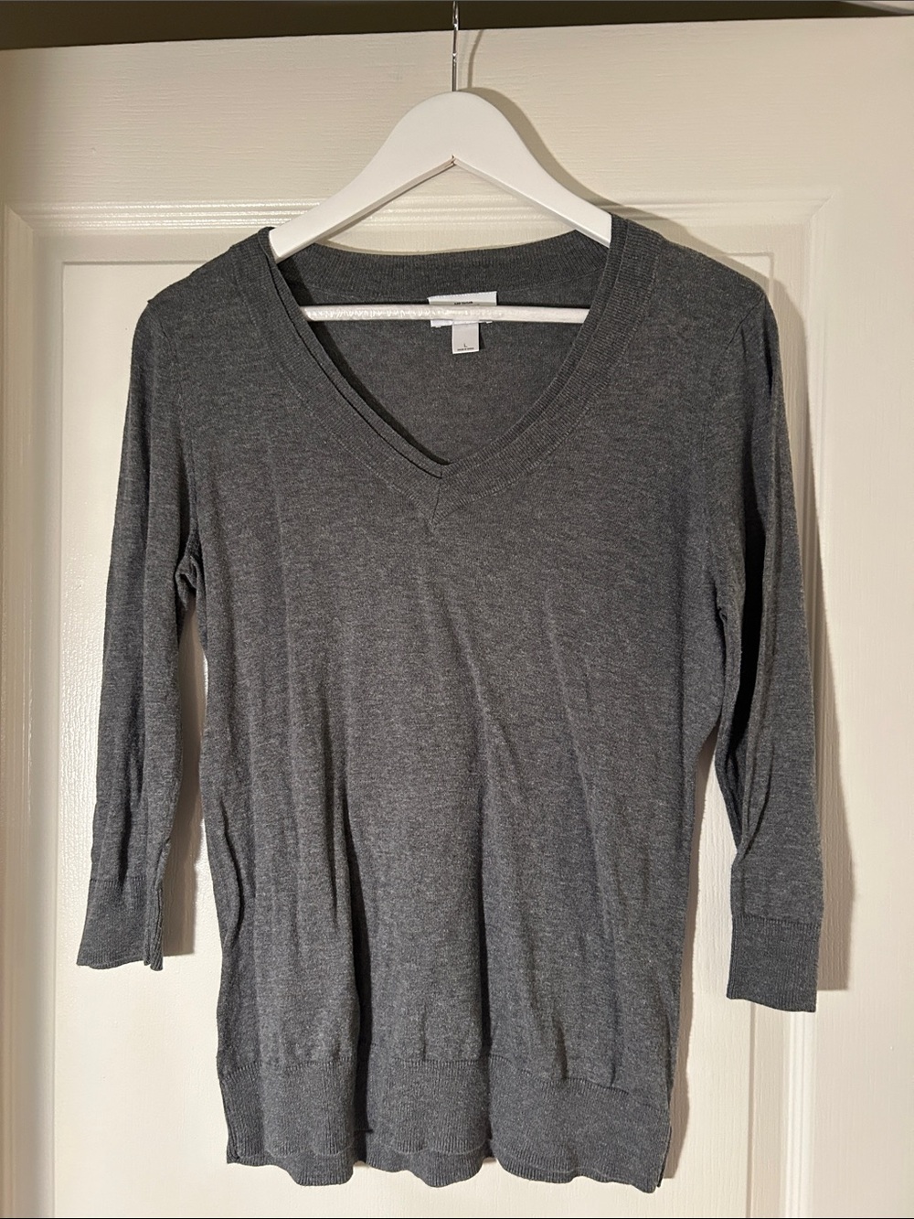 LOFT Charcoal Gray V-Neck 3/4 Sleeve Top